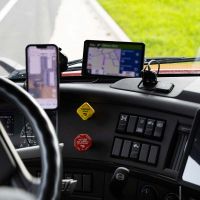 How GPS Car Trackers are Revolutionizing Fleet Management in Canada